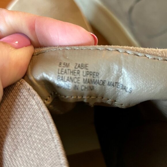 Dolce Vita Taupe Suede Ankle Platform Bootie Women's Size 8.5M Good Condition - Picture 9 of 11